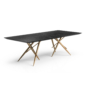 Bretz-Dining_N118E_OHLINDA-still_03.jpg